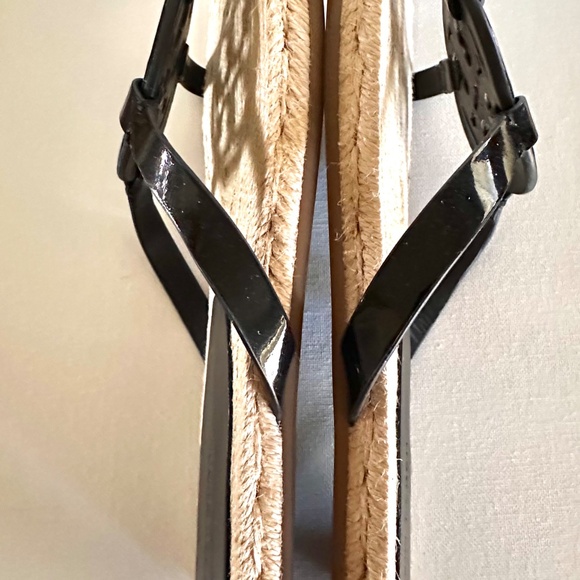Tory Burch Black and Tan Sandals - Picture 3 of 6